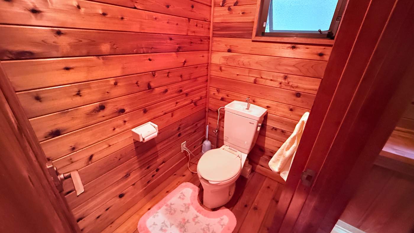 Iizuna house for sale